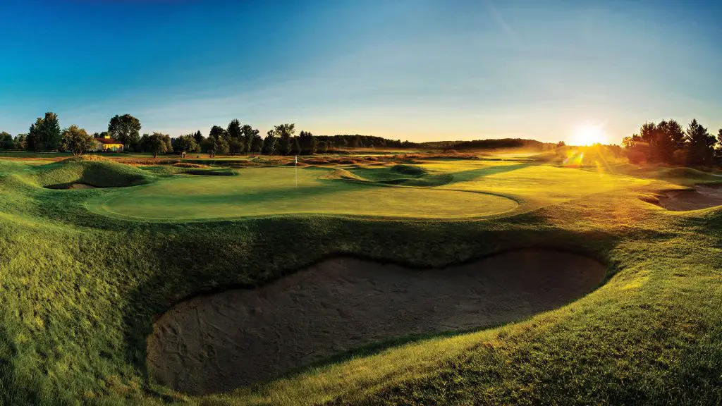 best golf resorts in Michigan