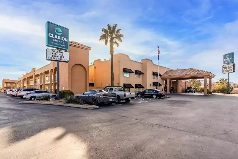 Clarion Suites is in a good location to many golf courses