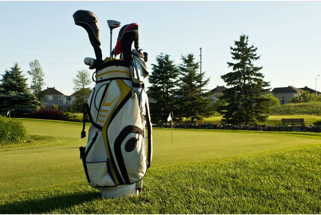 Golf equipment